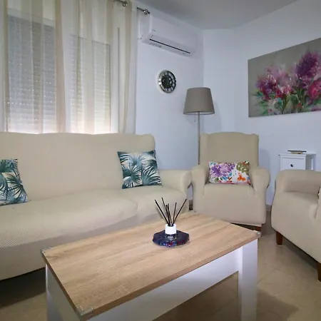 5 Personas Cercano A La Macarena Apartment *